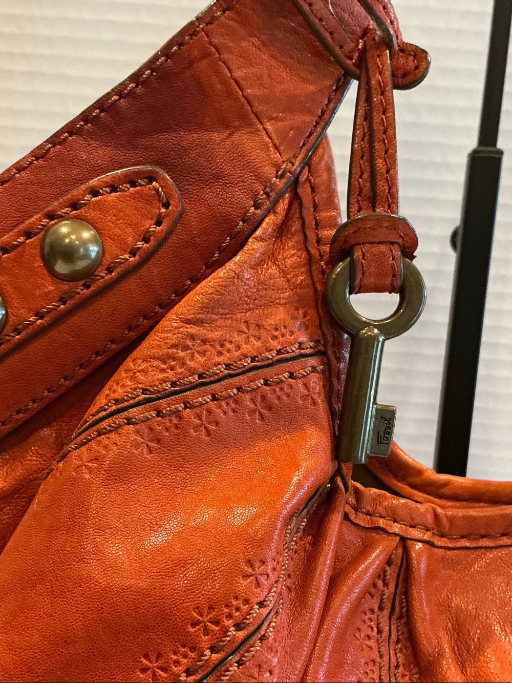 Fossil Cognac Leather Shoulder Bag - Picture 2 of 7